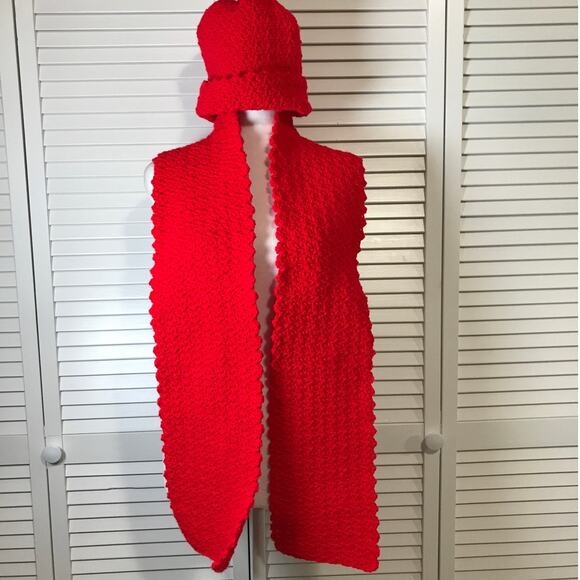 Handmade Crochet Red Textured Thick Winter Scarf & Beanie Set - Picture 1 of 4